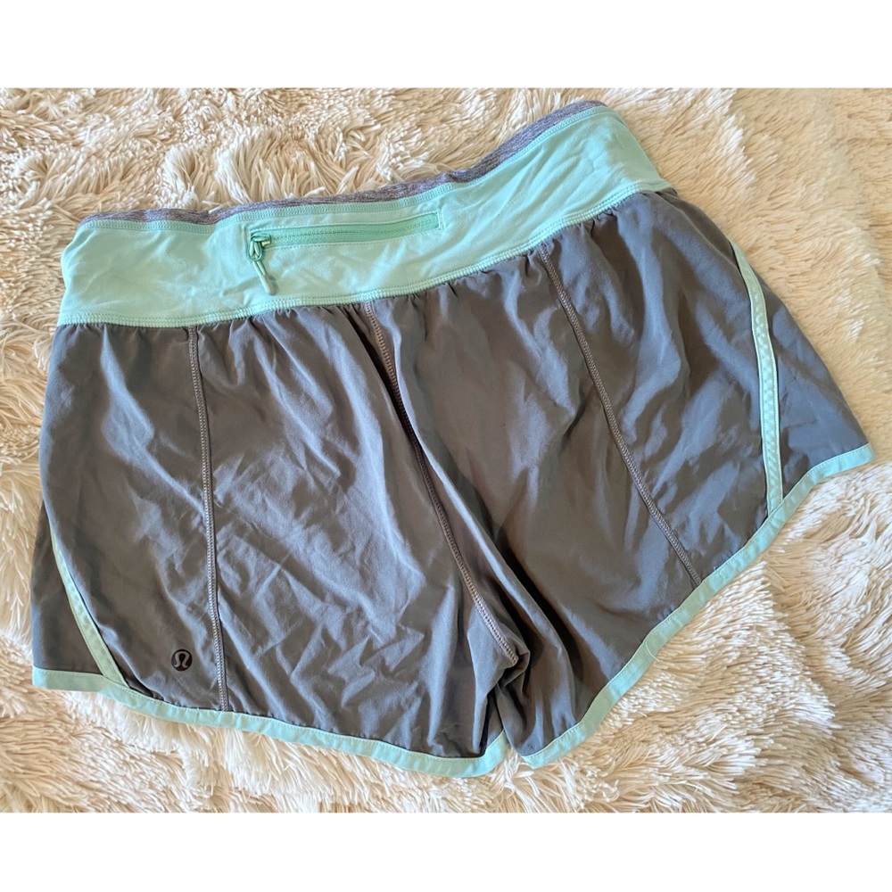 Lululemon Hotty Hot Low Rise Shorts